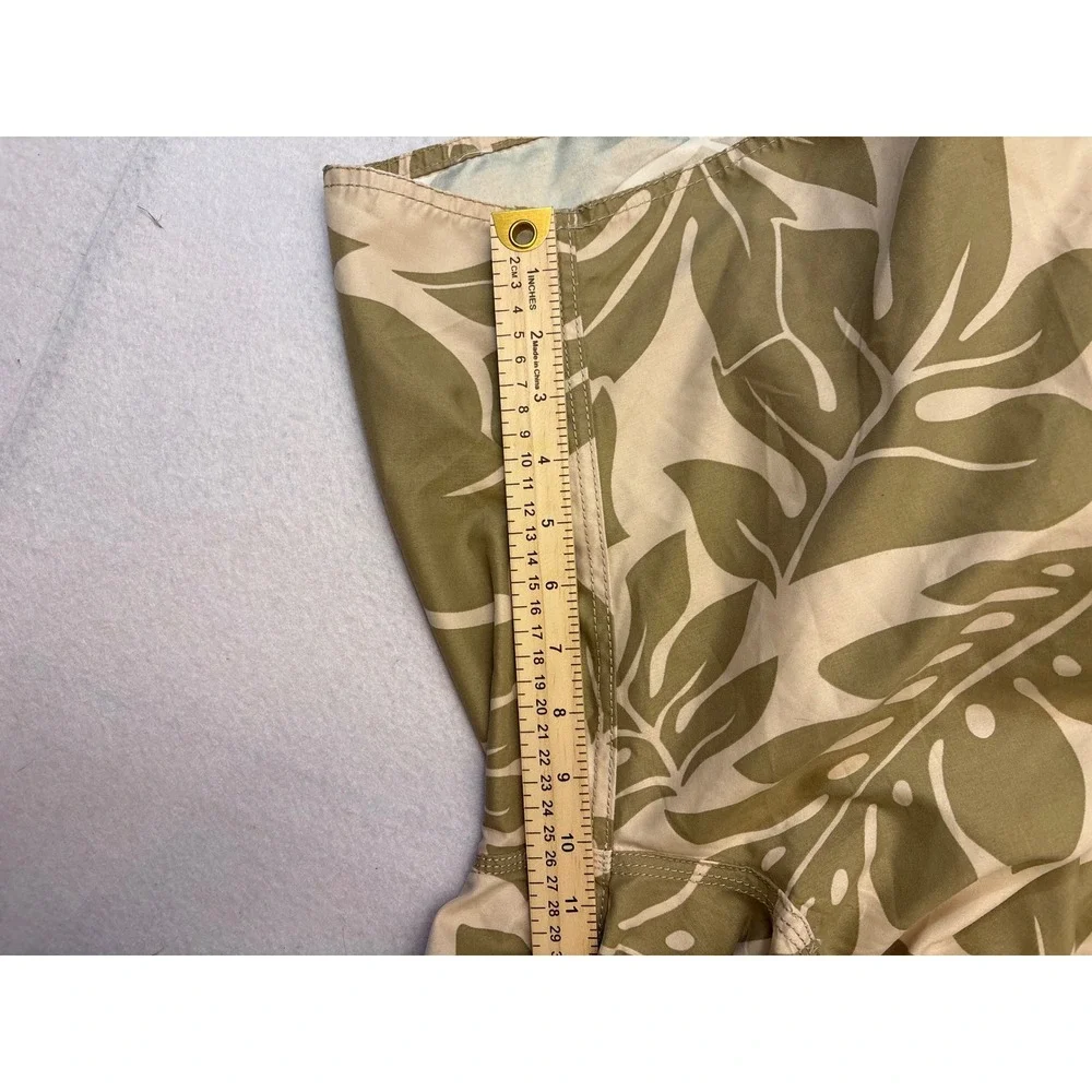 Hawaiian Performance Surfwear Mens 34 Board Shorts Tan Green Monstera Leaf Cargo